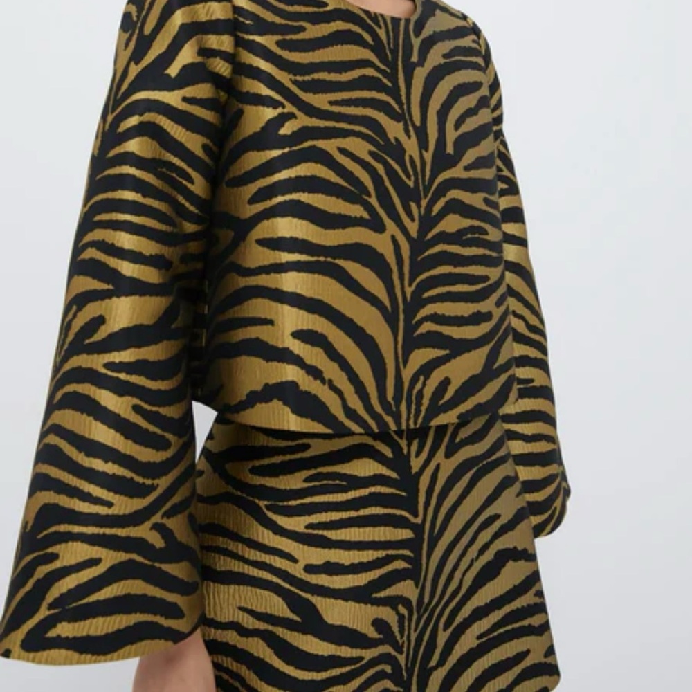 Tiger skirt